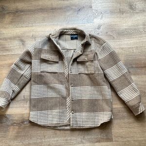 Kittenish Jacket ⭐️